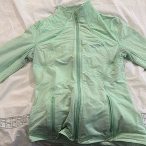 Lululemon defined jacket used size 6